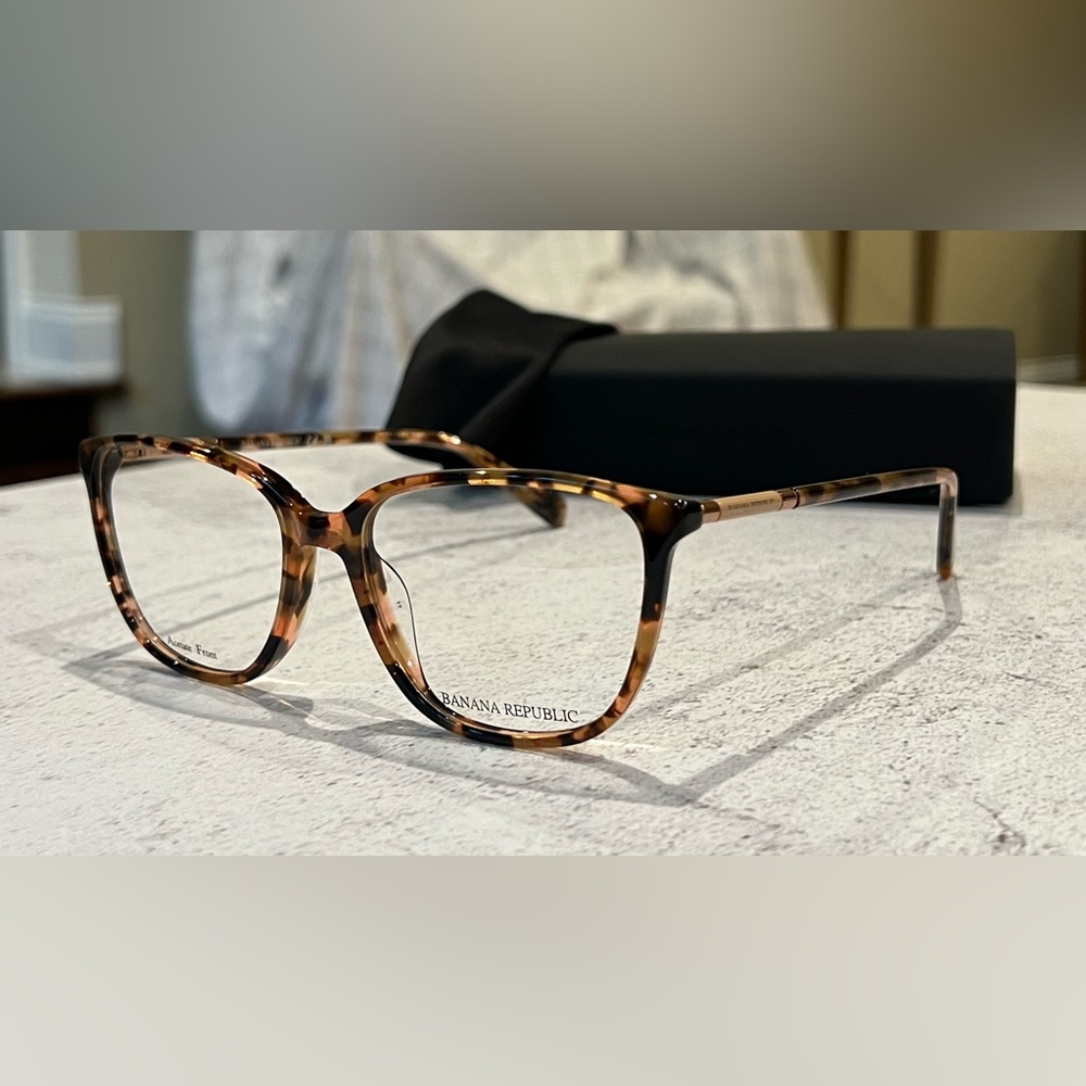 Banana Republic Havana Pink Women’s Glasses (NWT)